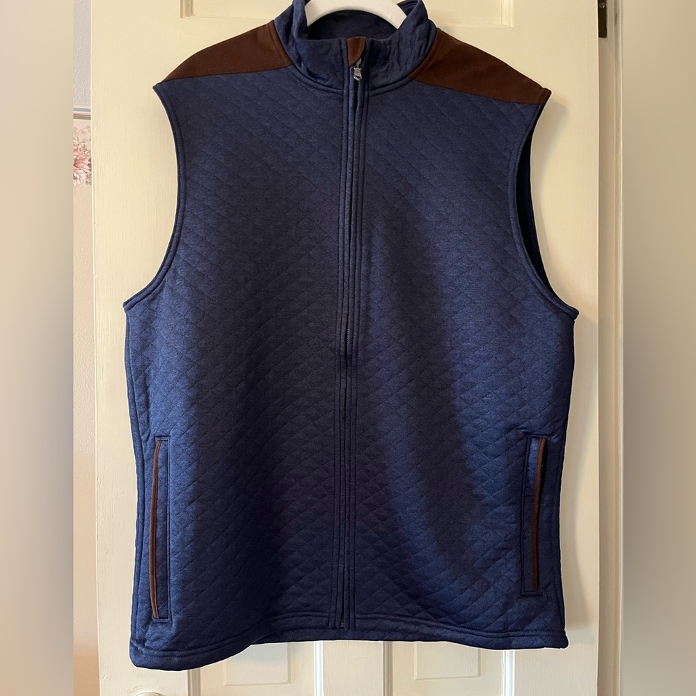 Men’s Navy Quilted Full Zip Vest